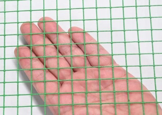 Сварная сетка с квадратными ячейками с ПВХ-покрытием с размерами ячеек 1/4'', 3/8'' и 3/4'' для защитных клеток и вольеров для животных