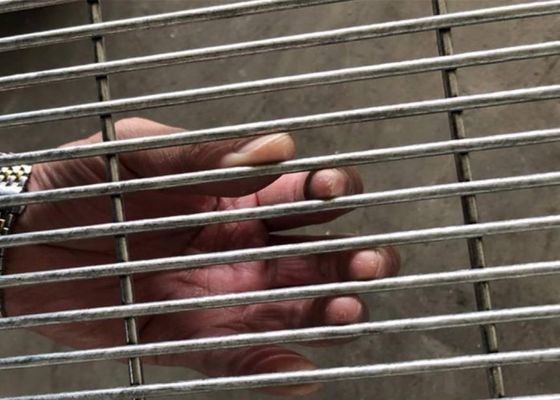 анти- подъема 8# 358 сопротивление ржавчины листа сетки сварки 13x75mm гальванизированное отверстием