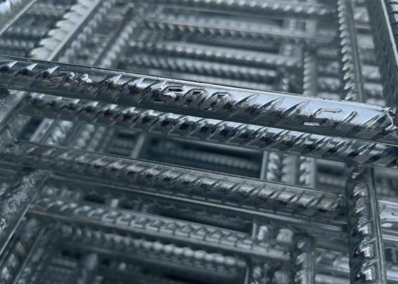 Коррозионно устойчивая углеродистая сталь сварная проволочная сетка оцинкованная