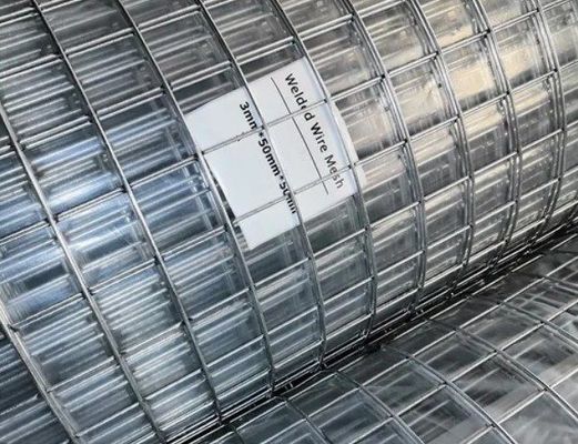 Квадратные отверстия ПВХ покрытые сварной сетки для различных потребностей защиты