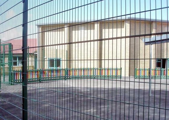 Нержавеющая сталь высокого уровня безопасности сварила панели ячеистой сети на ограждать вызревание 2.7m анти-
