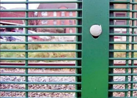 Высокопрочные 358 сваренных панелей ячеистой сети
